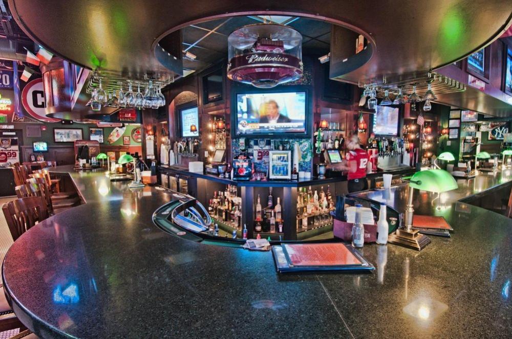 O’Quigley’s Seafood Steamer & Oyster Sports Bar